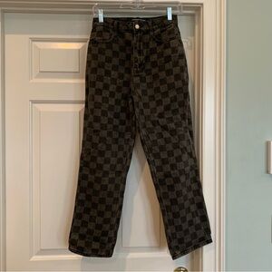 Grey/black wash slightly cropped checker pattern denim